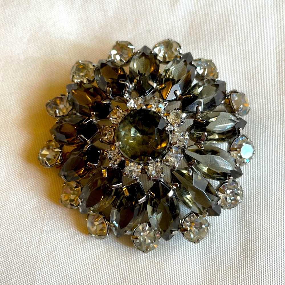 🌟 Vintage crystallized brooch UNISEX